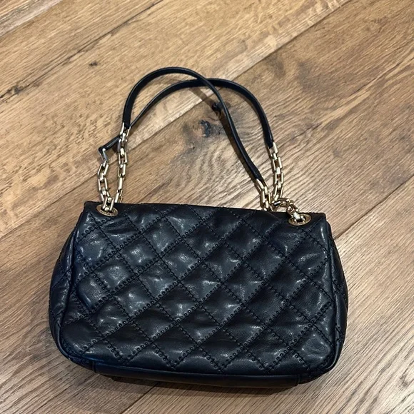 Chanel Quilted Black Shoulder Bag with Gold Accents - Picture 7 of 16